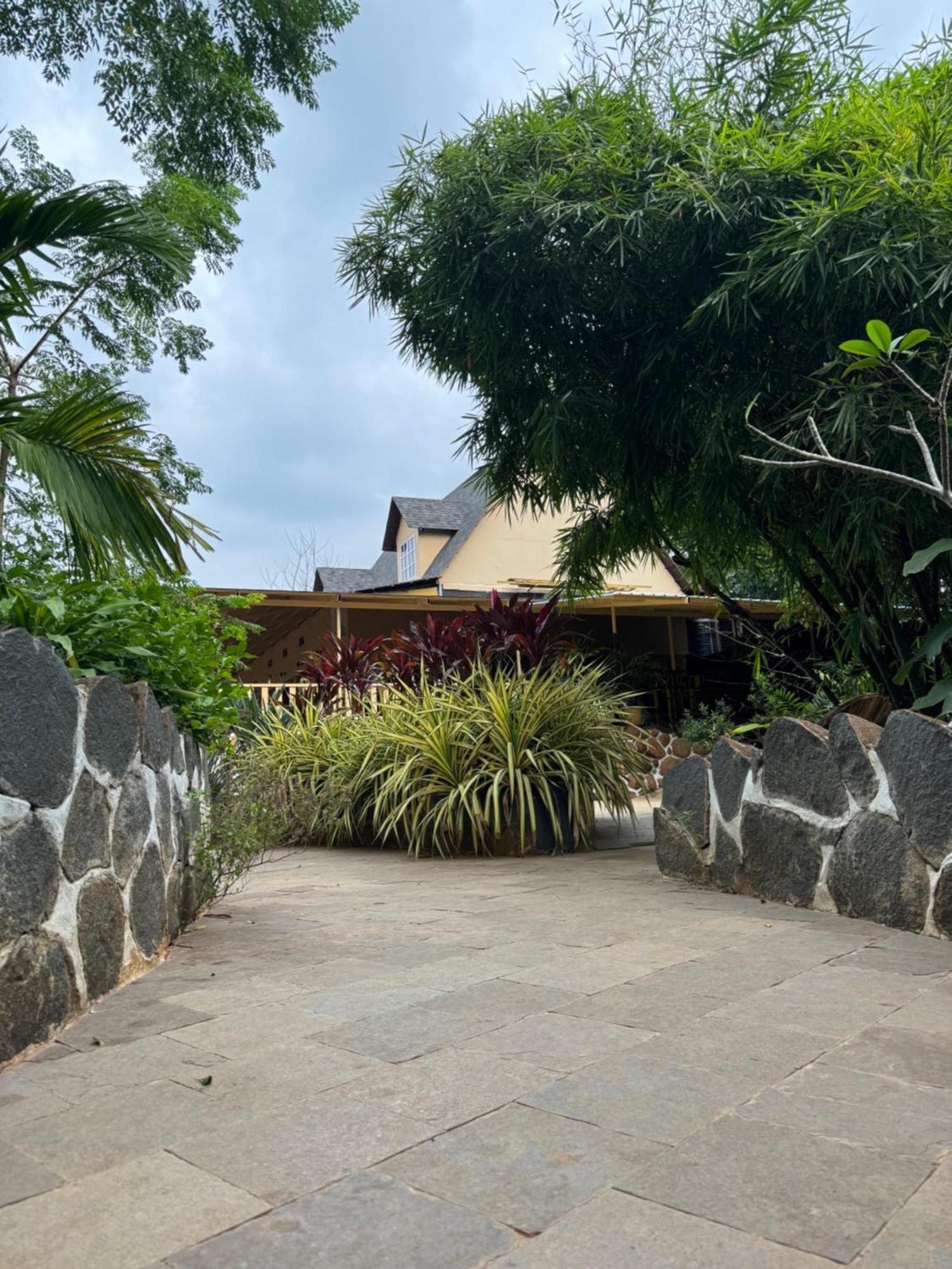 Chikoo Farm Inn Bangalore Dış mekan fotoğraf